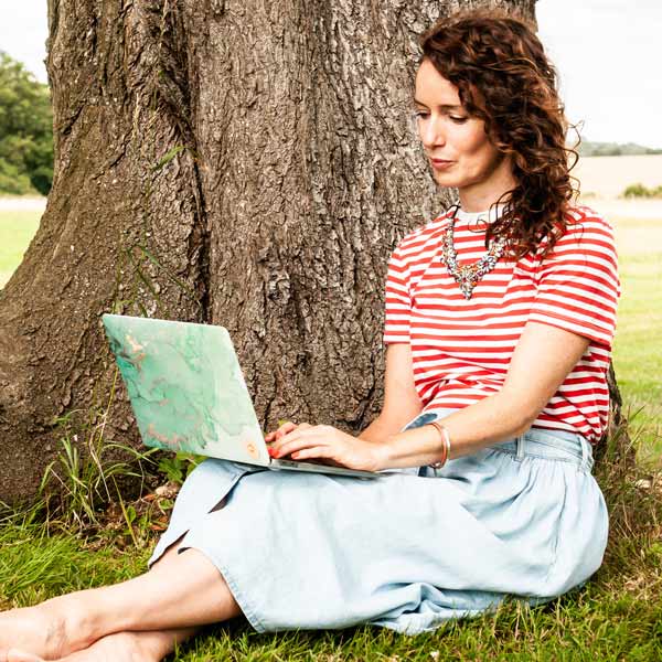 Vicky under a tree